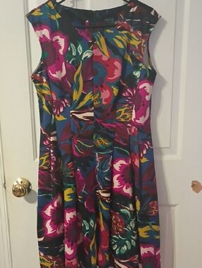 Gabby Skye Sleeveless Floral Fit-and-Flare Dress in Multicolor